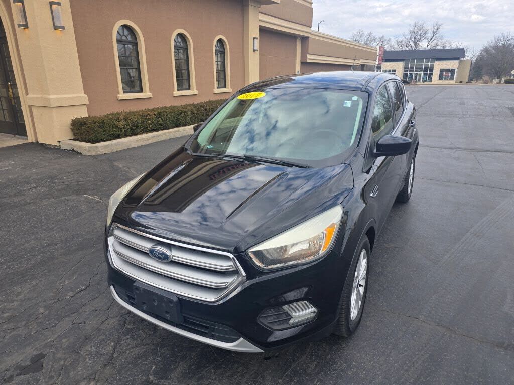 2017 FORD Escape