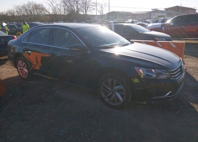 2018 VOLKSWAGEN Passat