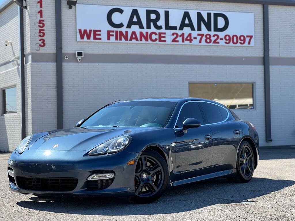 2010 PORSCHE Panamera