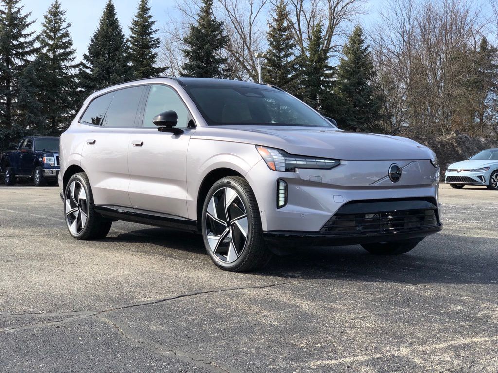 2026 VOLVO EX90