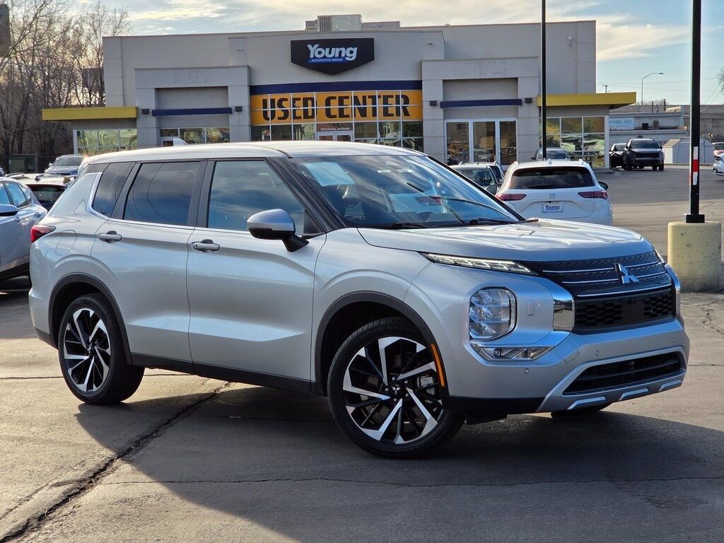 2024 MITSUBISHI Outlander