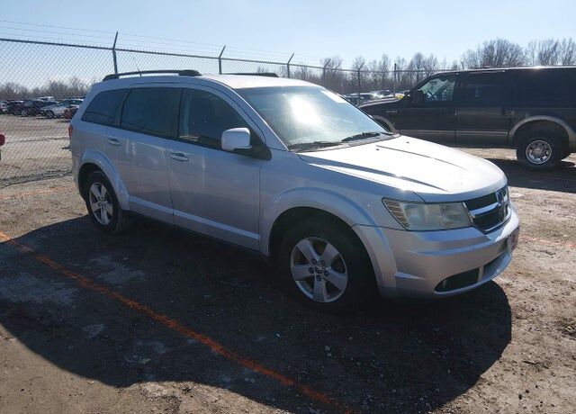 2010 DODGE Journey
