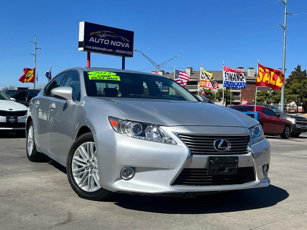 2013 LEXUS ES