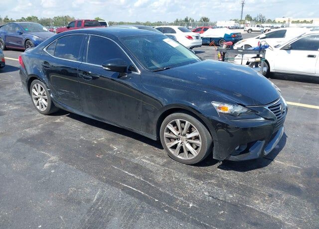 2016 LEXUS IS