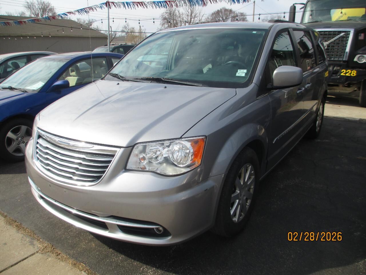 2014 CHRYSLER Town and Country