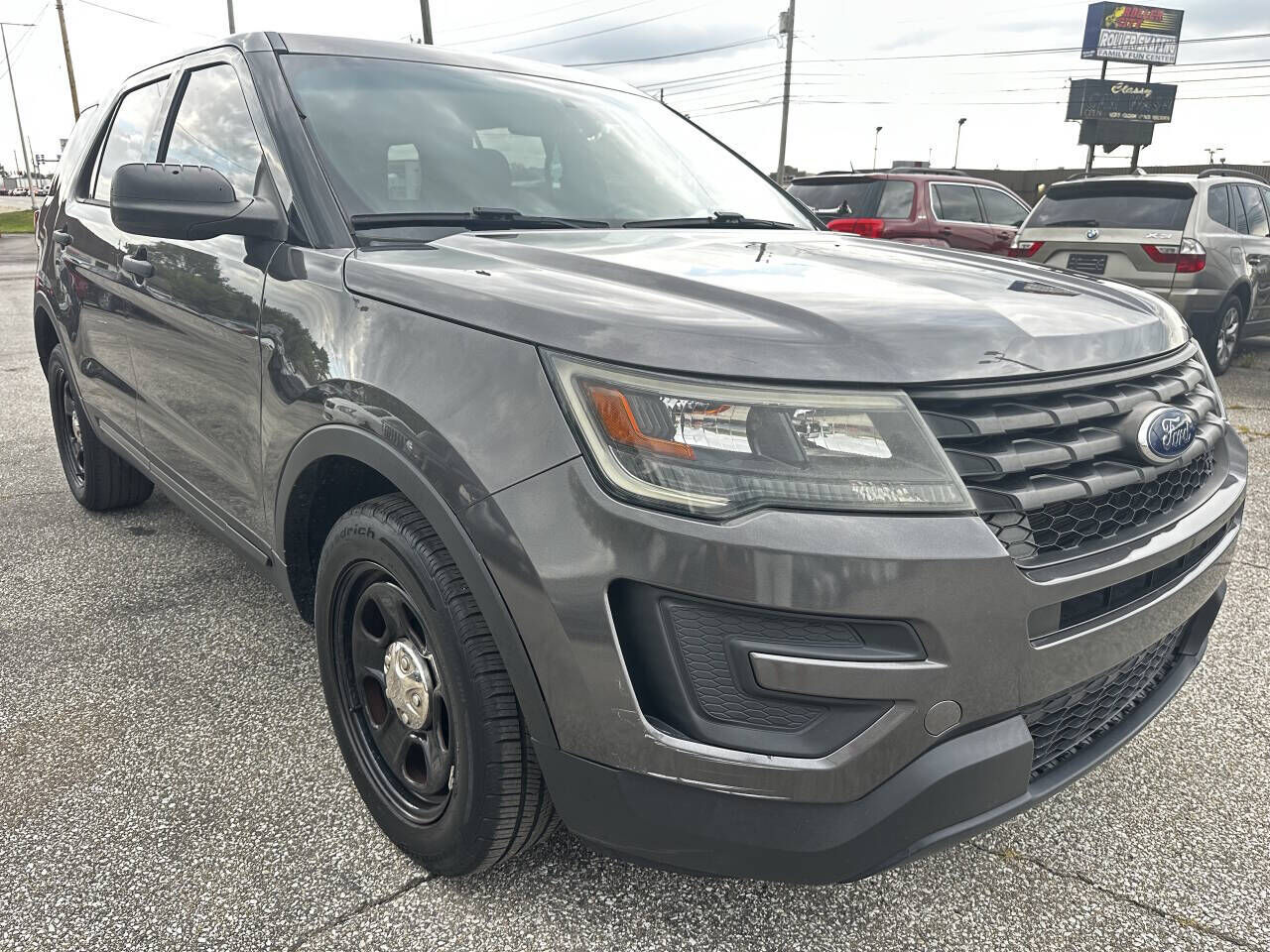 2017 FORD Explorer