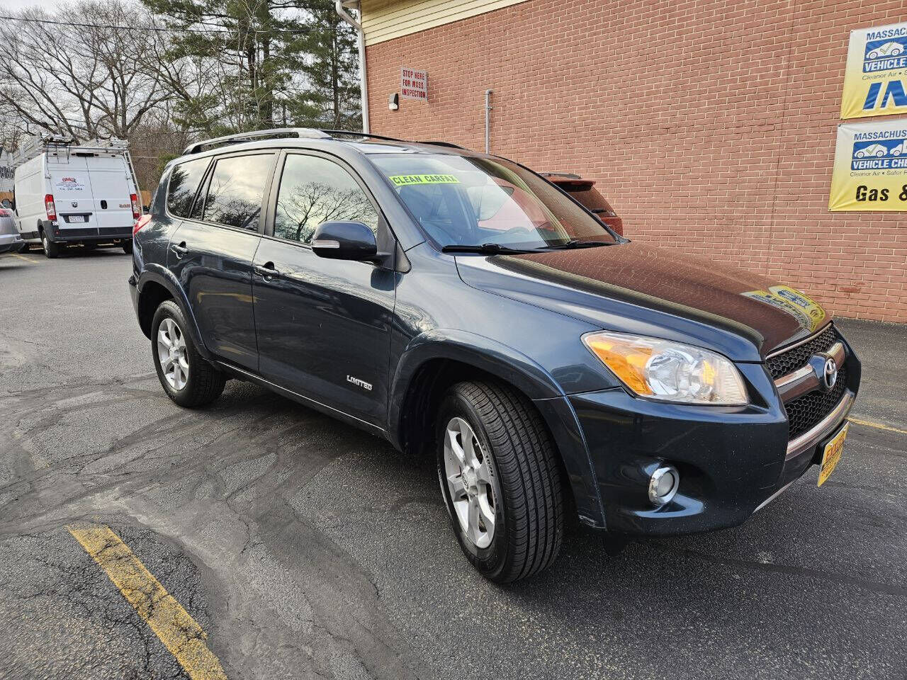 2011 TOYOTA RAV4
