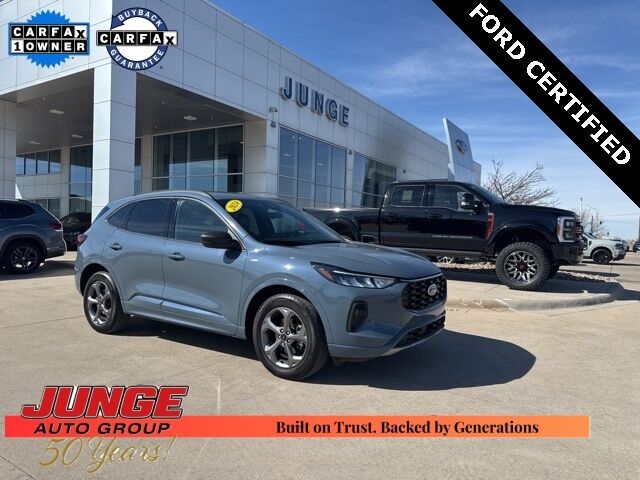 2024 FORD Escape