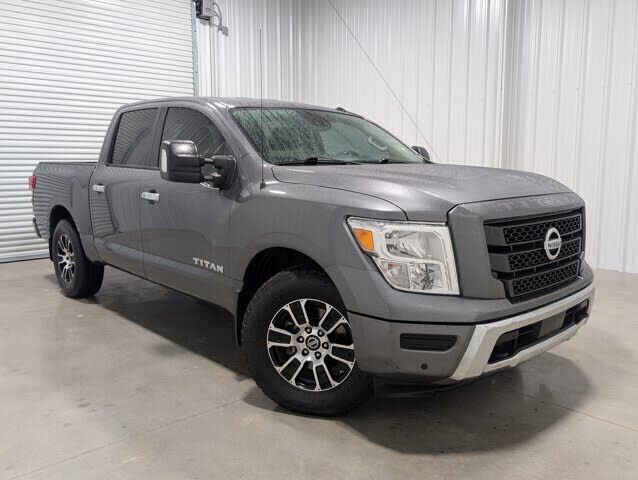 2021 NISSAN Titan
