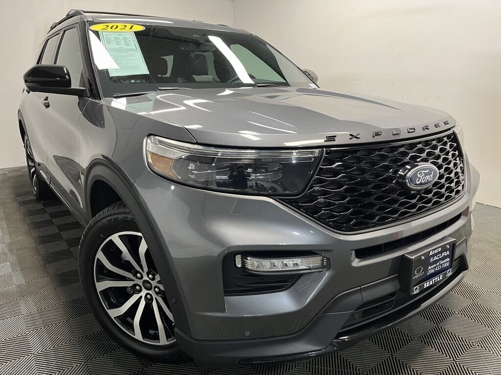 2021 FORD Explorer