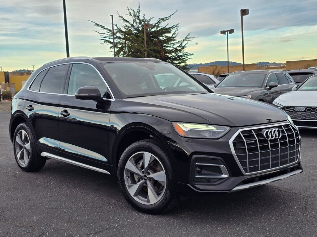 2022 AUDI Q5