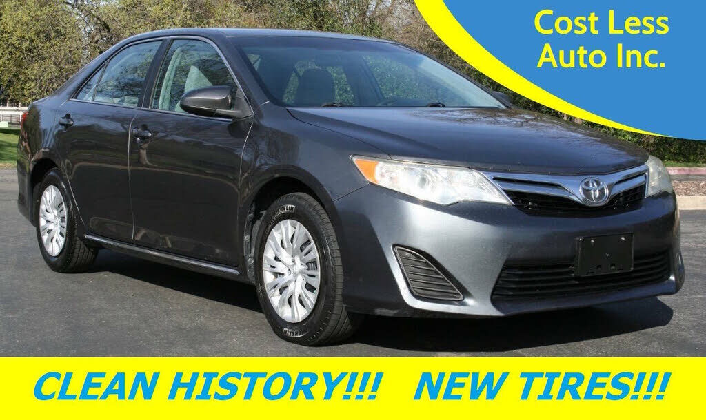 2013 TOYOTA Camry