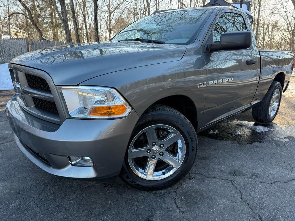 2012 DODGE Ram