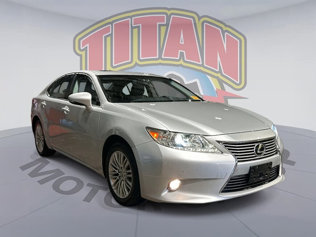 2013 LEXUS ES