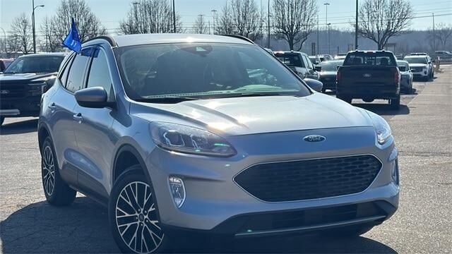 2022 FORD Escape