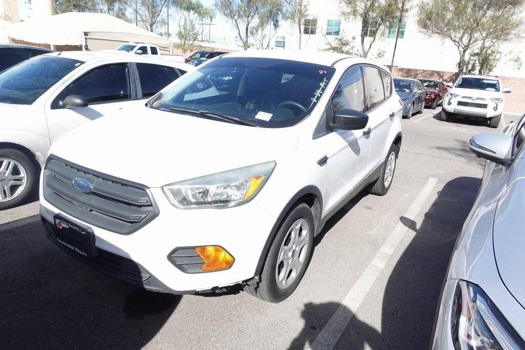 2017 FORD Escape
