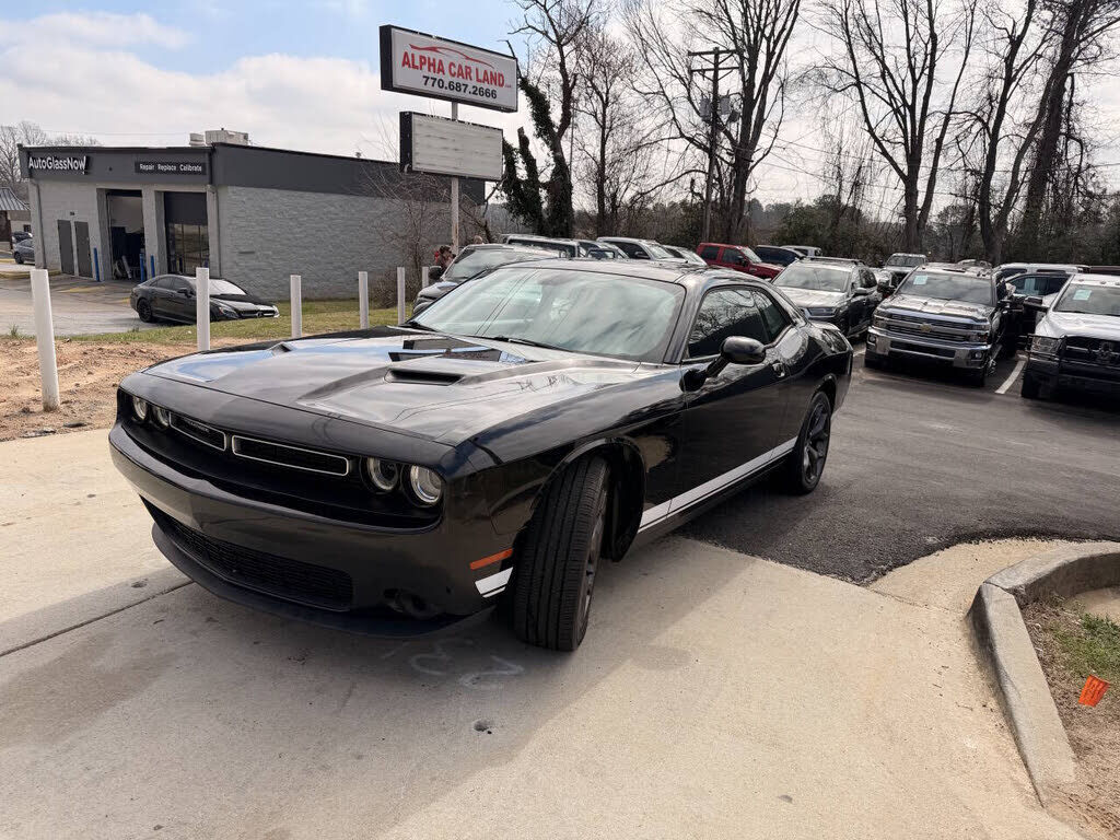 2017 DODGE Challenger