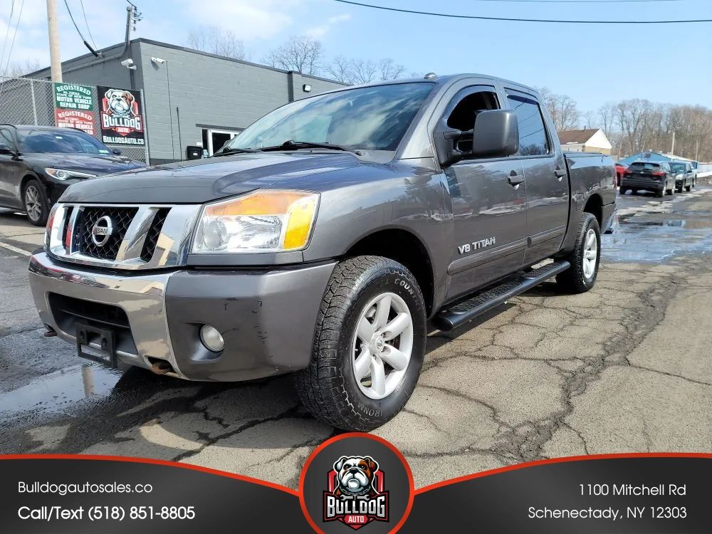 2012 NISSAN Titan