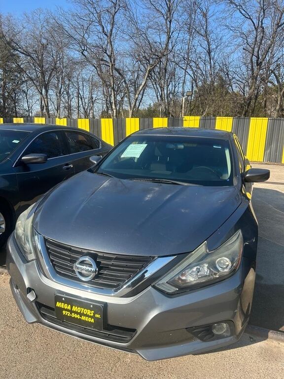 2017 NISSAN Altima