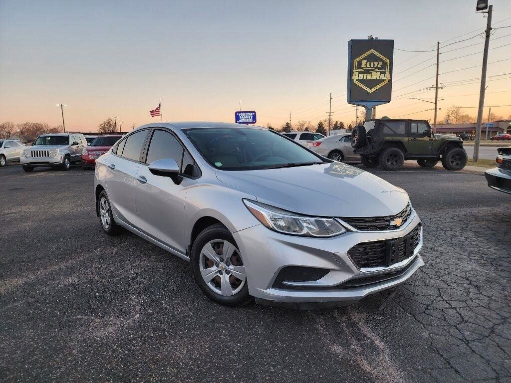 2017 CHEVROLET Cruze