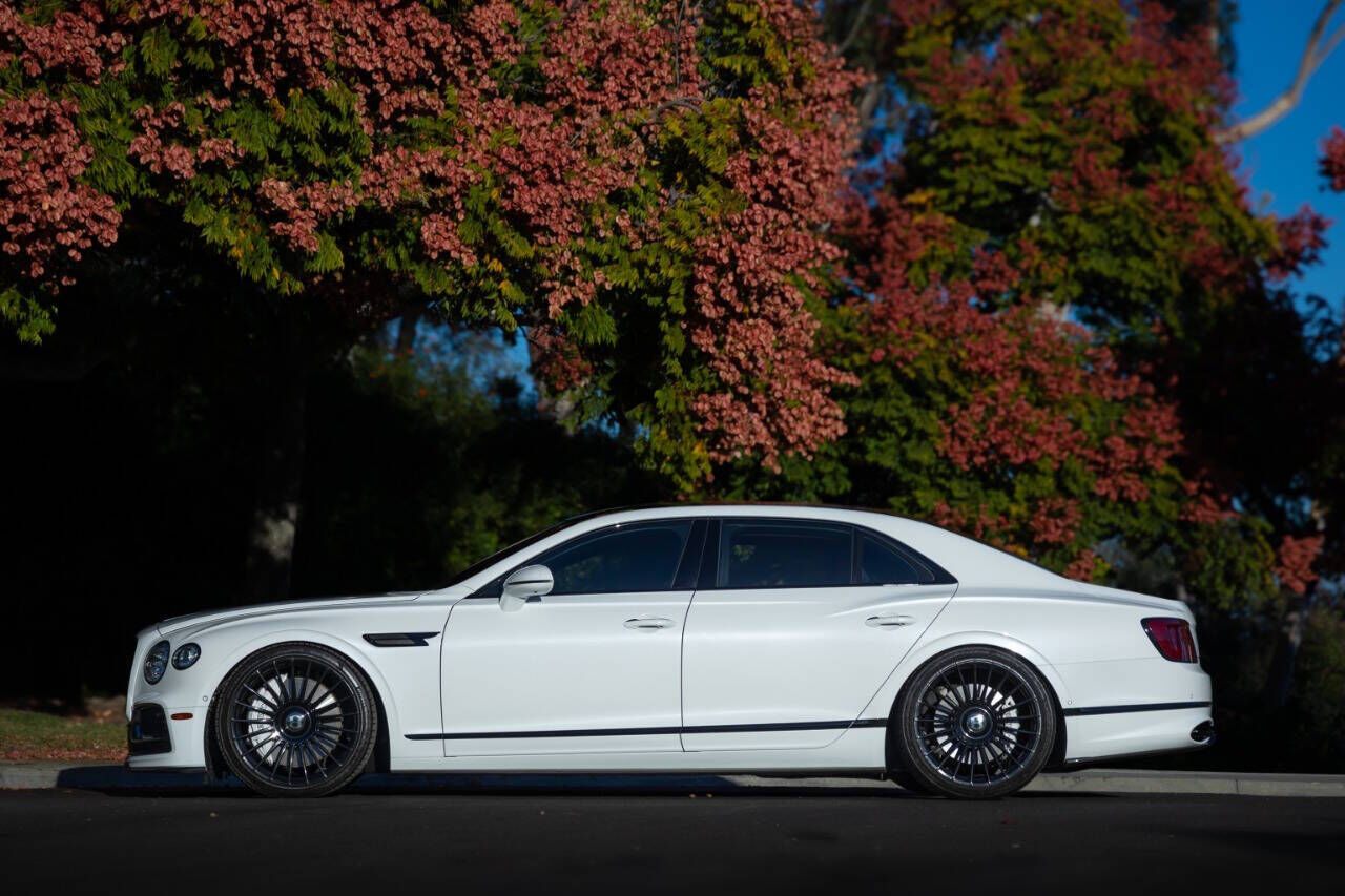 2023 BENTLEY Flying Spur