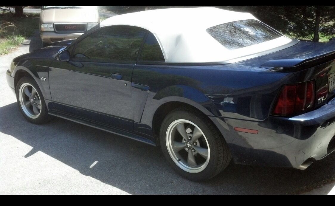 2001 FORD Mustang