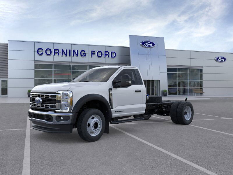 2025 FORD F-550