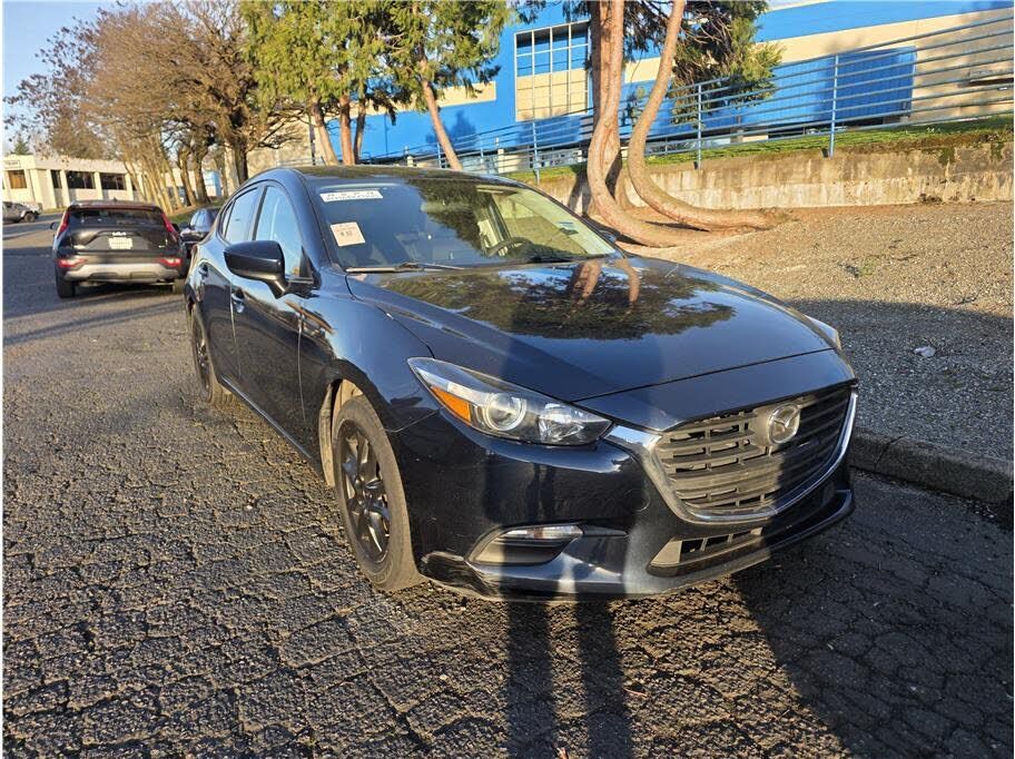2017 MAZDA Mazda3