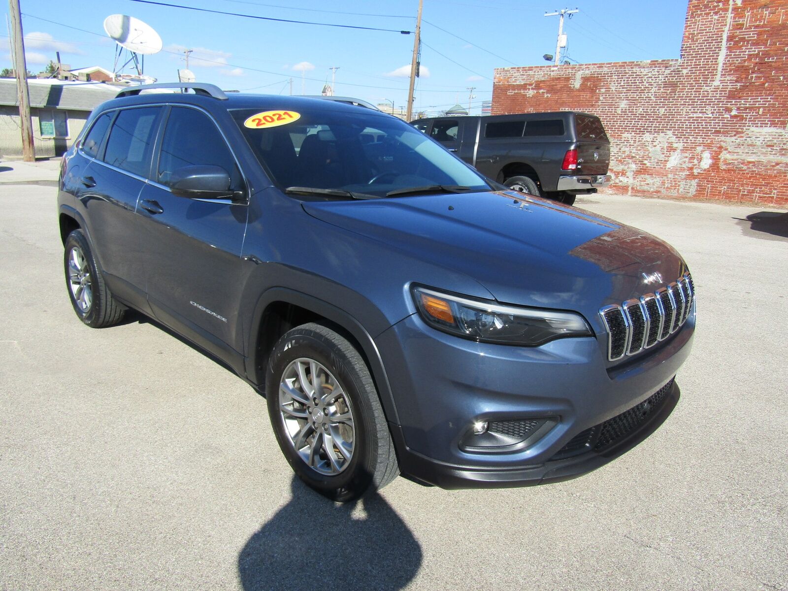 2021 JEEP Cherokee