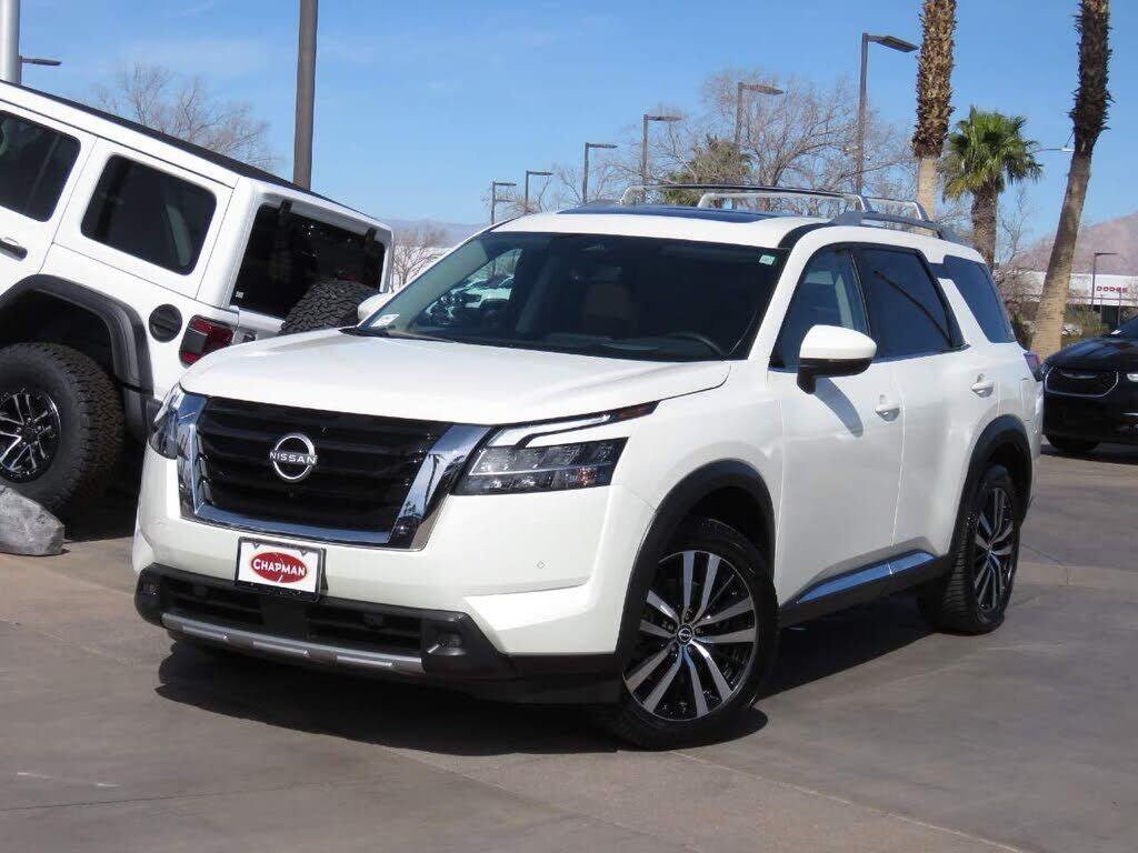 2023 NISSAN Pathfinder