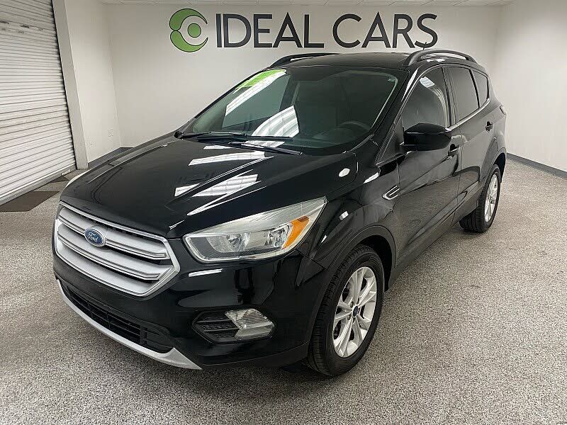 2018 FORD Escape