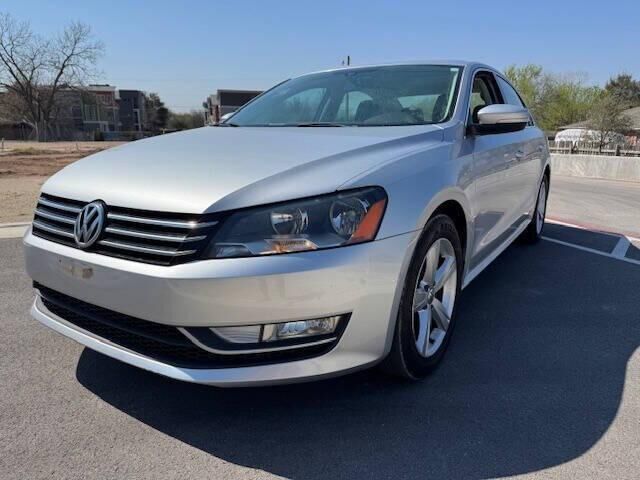 2015 VOLKSWAGEN Passat
