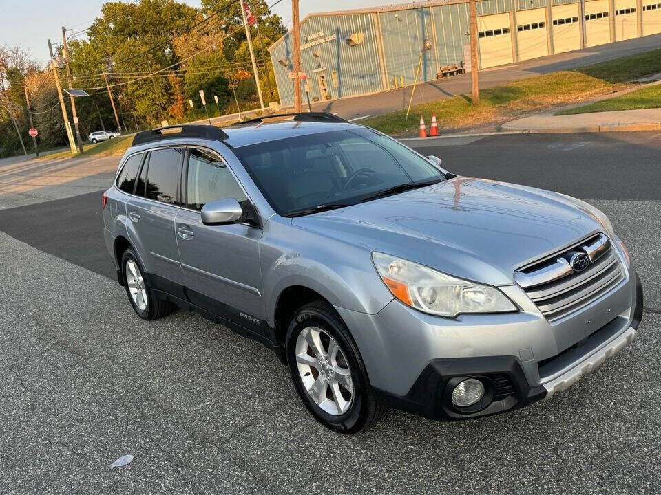 2013 SUBARU Outback
