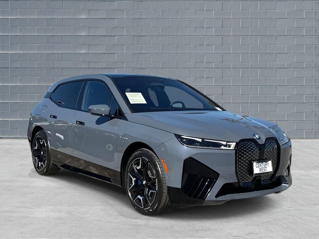 2022 BMW ix