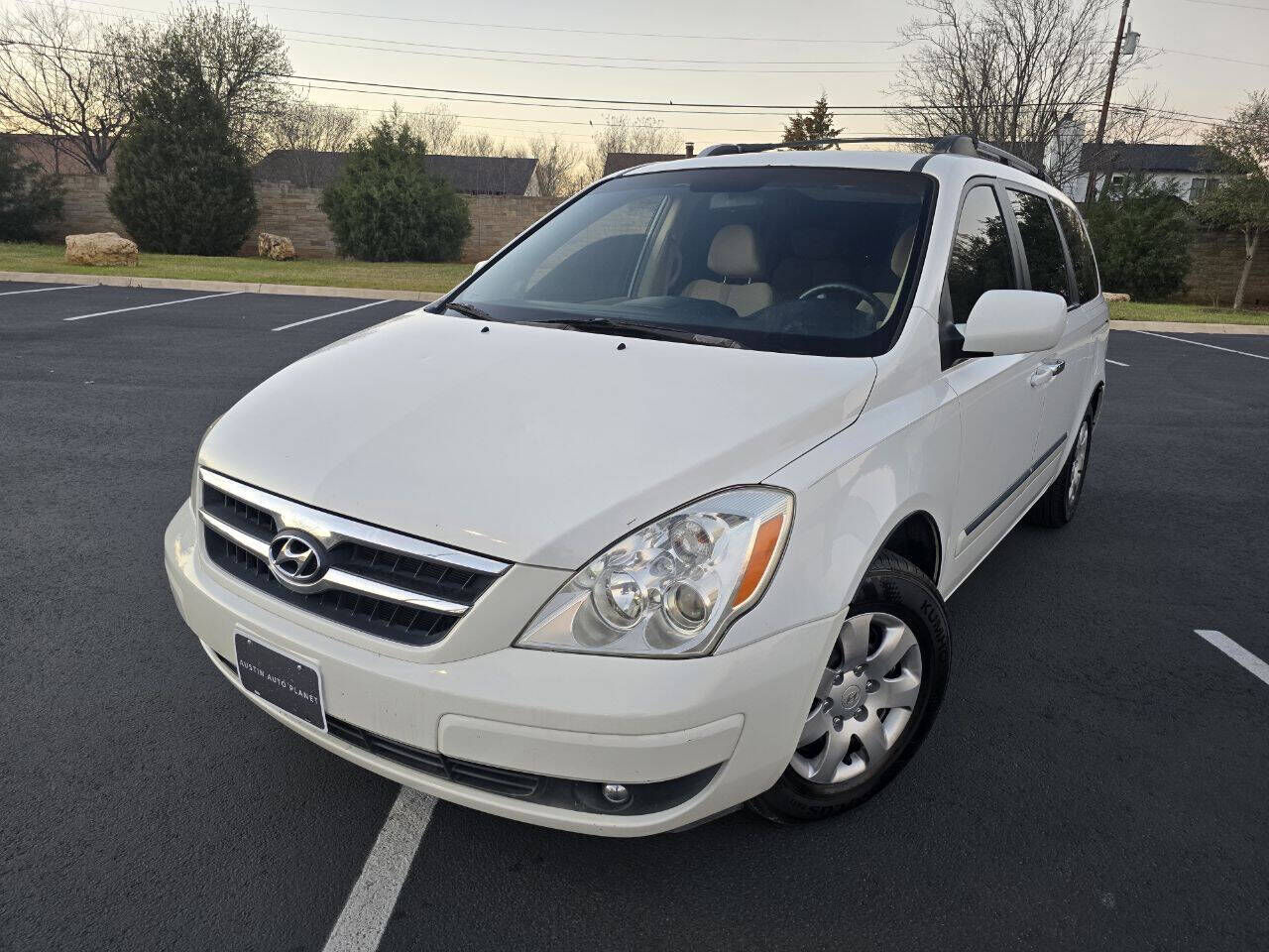 2007 HYUNDAI Entourage