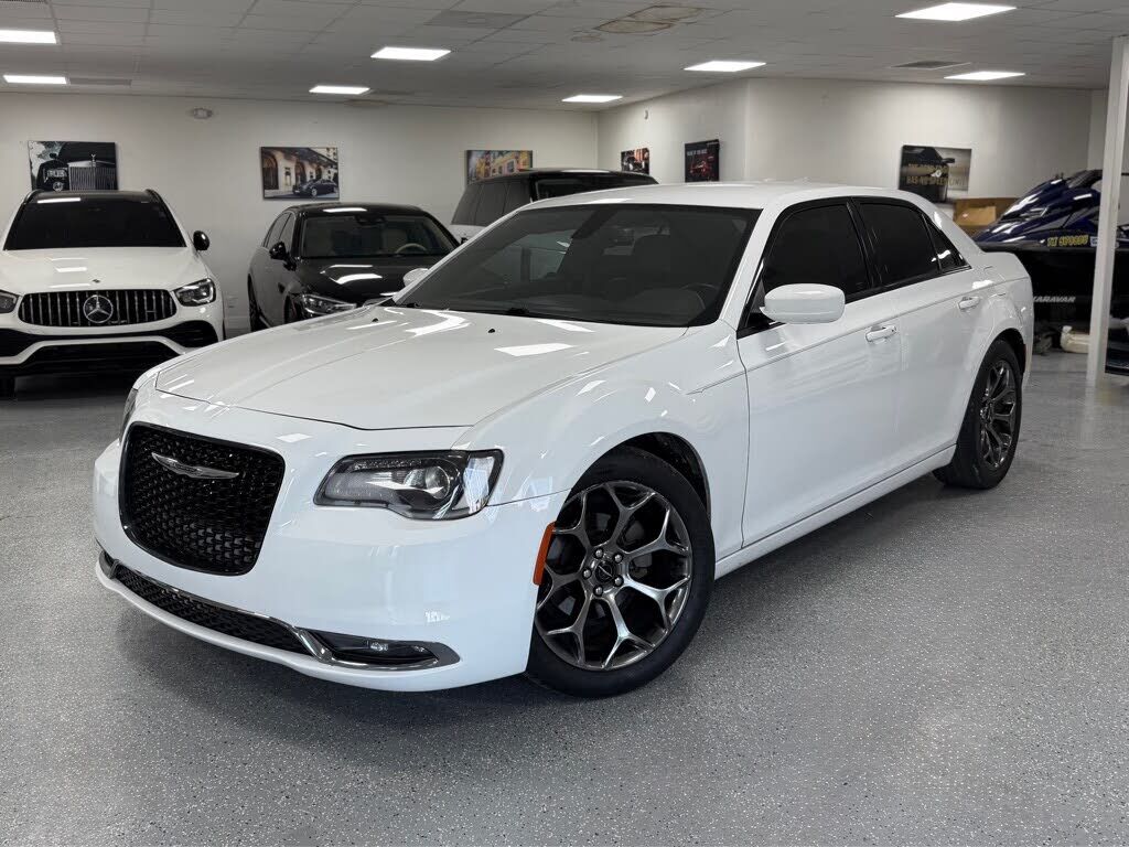 2015 CHRYSLER 300