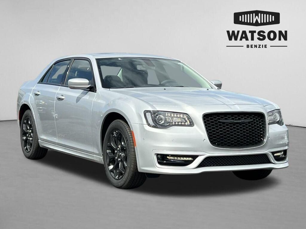 2023 CHRYSLER 300