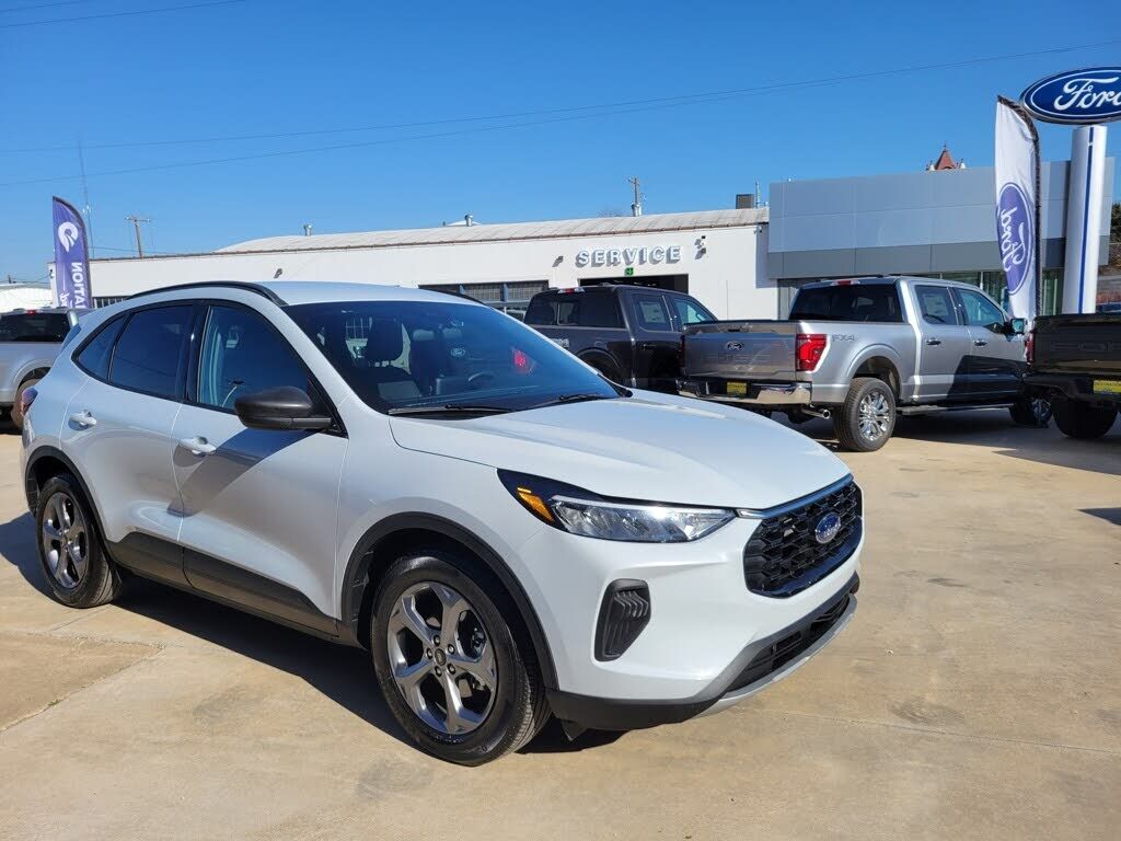 2025 FORD Escape
