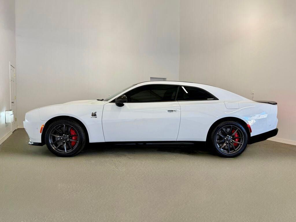 2024 DODGE Charger