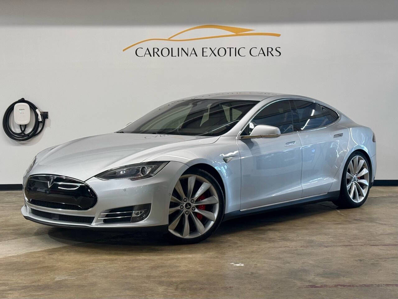 2015 TESLA Model S