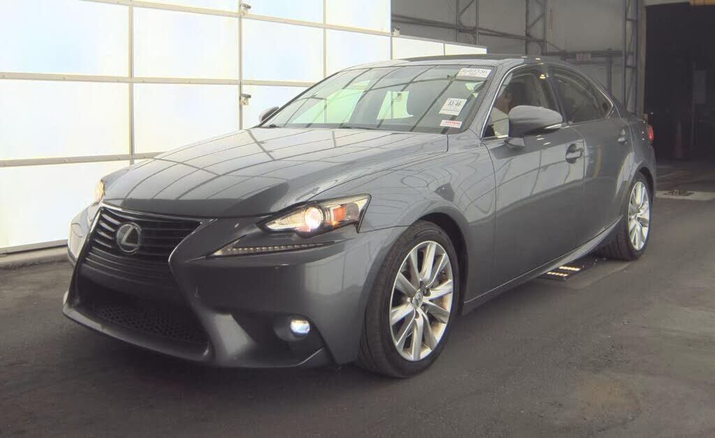 2016 LEXUS IS