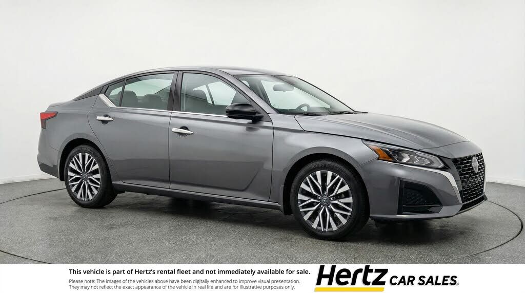 2025 NISSAN Altima