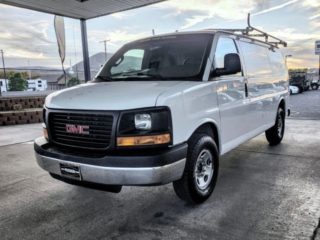 2016 GMC Savana