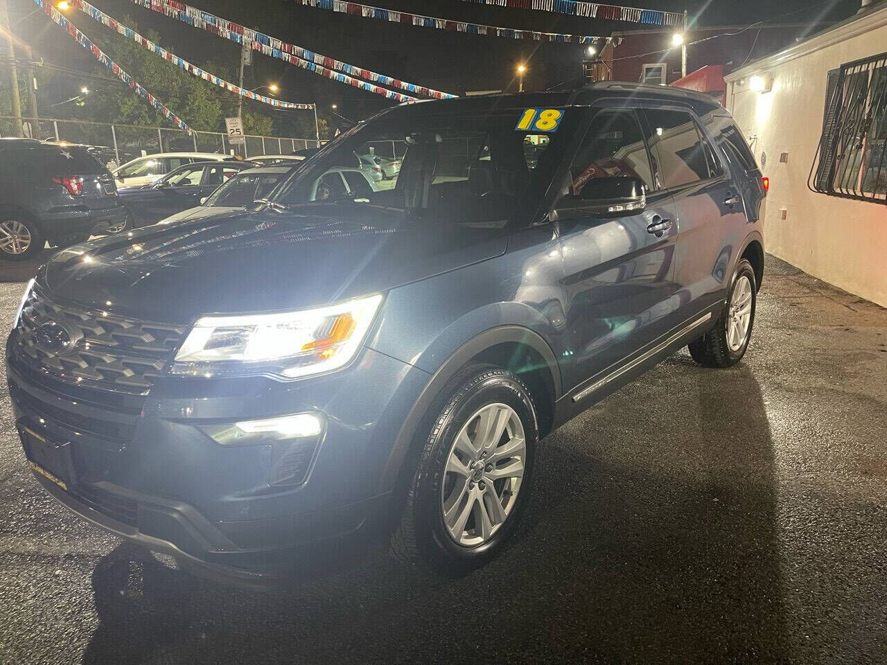 2018 FORD Explorer