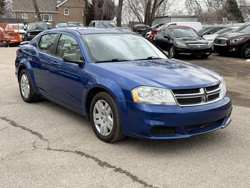 2014 DODGE Avenger