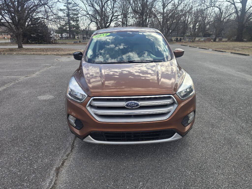 2017 FORD Escape
