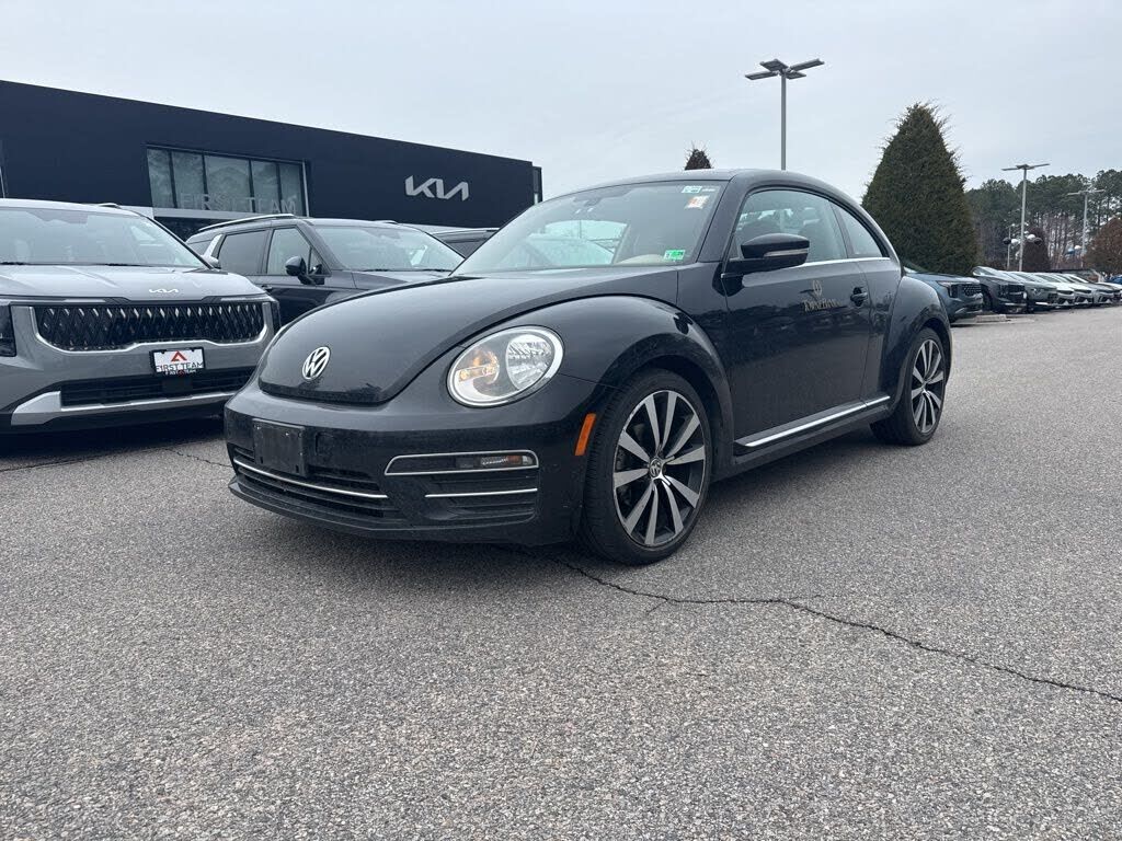 2018 VOLKSWAGEN Beetle