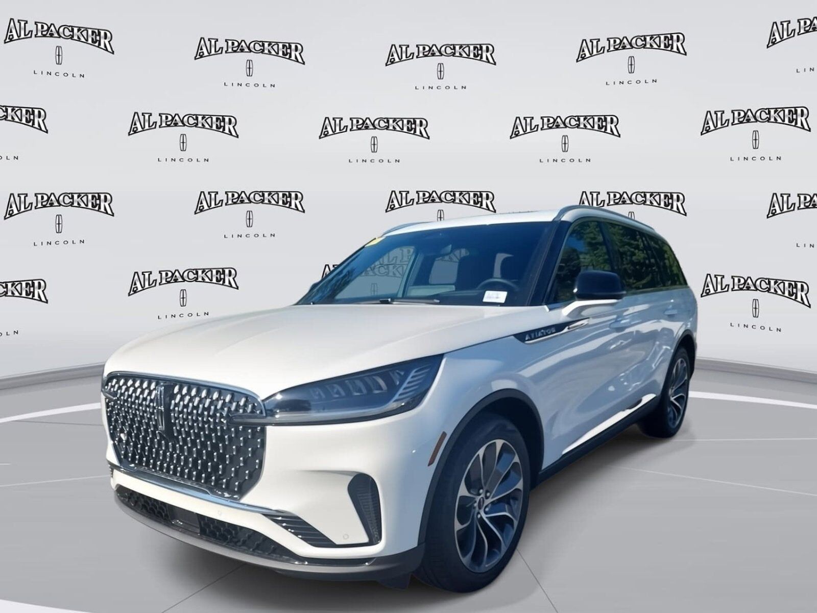 2026 LINCOLN Aviator