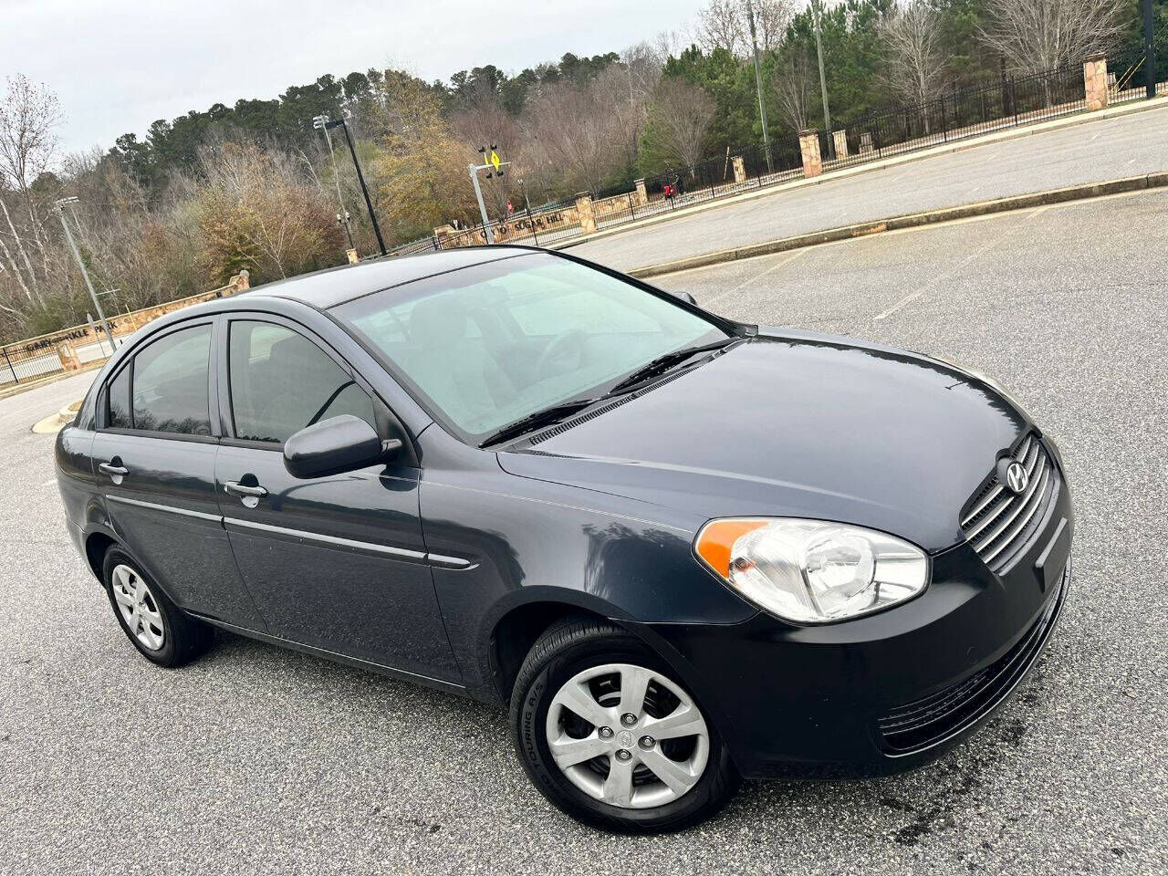 2011 HYUNDAI Accent