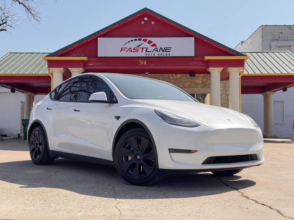 2020 TESLA Model Y